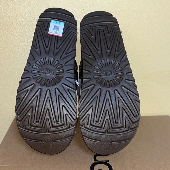 UGG GOLDENSTAR CLOG - Picture 5 of 5